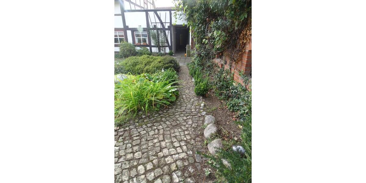 Bauernhaus, Landhaus Hessisch Oldendorf - 8 Zimmer, 200 m&sup2;, 175.000&euro; | Angebot:24615188