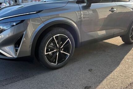 Nissan Qashqai 8.999 km 31.980 &euro; Buende 32257
