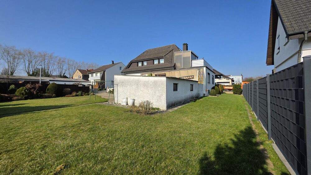 Mehrfamilienhaus, Wohnhaus Bünde Holsen - 6 Zimmer, 190 m&sup2;, 268.000&euro; | Angebot:25770347