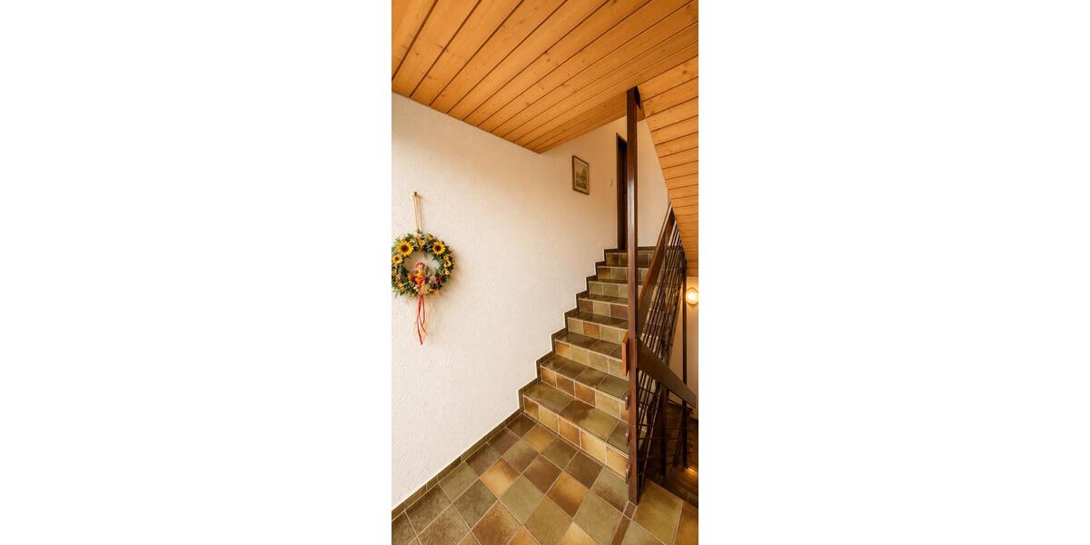 Dachgeschoßwohnung Bünde - 3 Zimmer, 78 m&sup2;, 159.000&euro; | Angebot:26865124