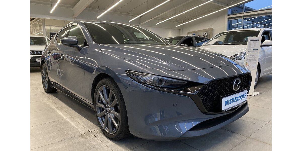 Mazda 3 149.000 km 14.500 &euro; Rinteln 31737