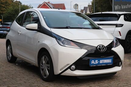 Toyota Aygo (X) 89.500 km 7.990 &euro; Hiddenhausen 32120