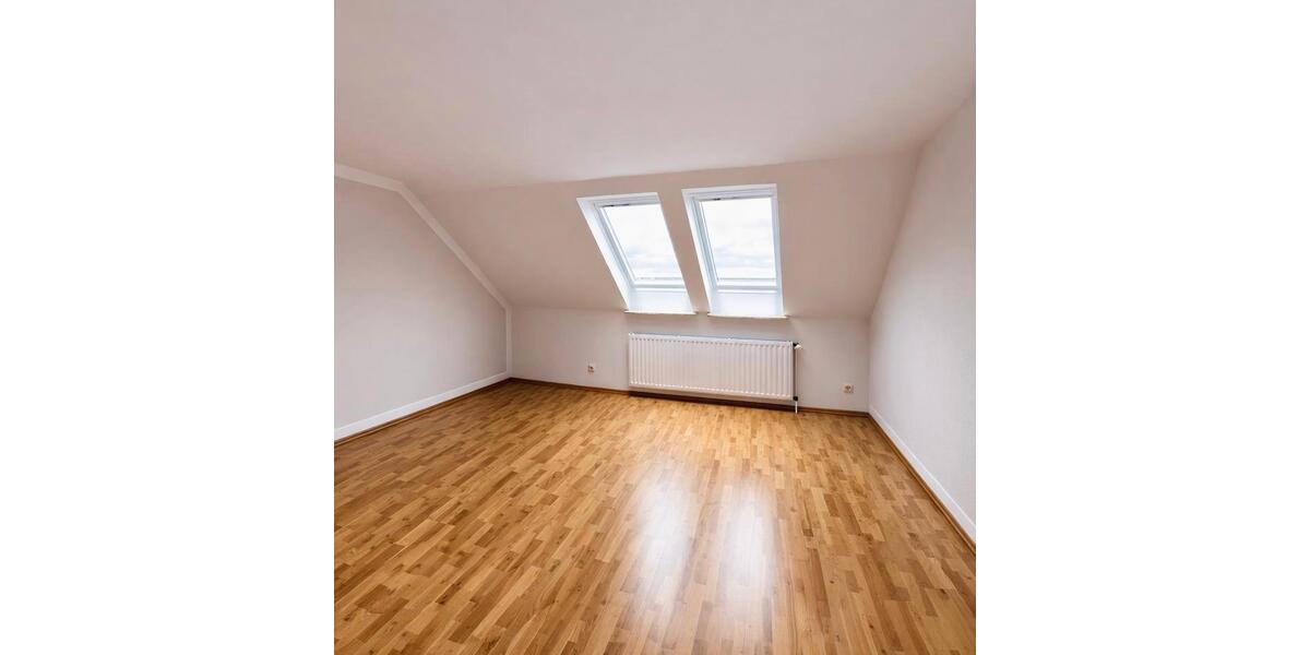 Dachgeschoßwohnung Obernkirchen - 3 Zimmer, 87 m&sup2;, 780&euro; | Angebot:26232216
