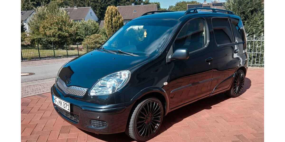 Toyota Yaris 237.400 km 3.500 &euro; Löhne 32584