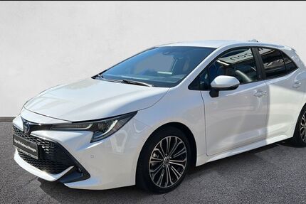Toyota Corolla 24.835 km 23.490 &euro; Porta Westfalica 32457