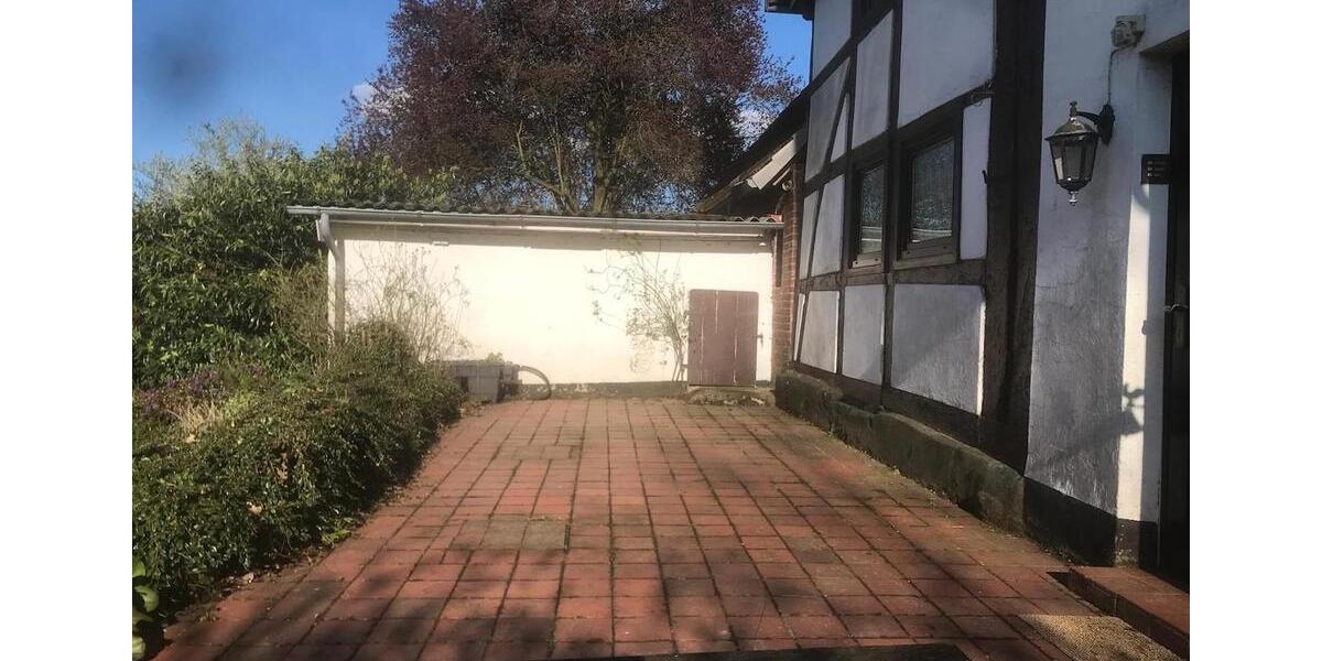 Einfamilienhaus Extertal - 10 Zimmer, 242 m&sup2;, 219.000&euro; | Angebot:26296392