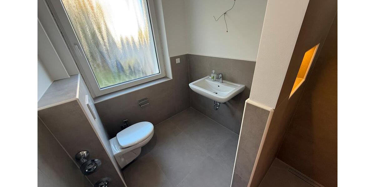 Etagenwohnung Bad Salzuflen Ehrsen-Breden - 3 Zimmer, 100 m&sup2;, 1.300&euro; | Angebot:25831702