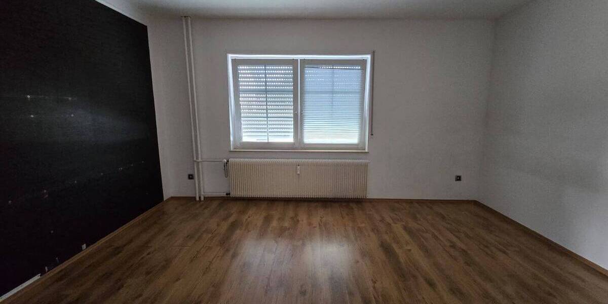 Mehrfamilienhaus, Wohnhaus Bünde Ennigloh - 7 Zimmer, 182 m&sup2;, 255.000&euro; | Angebot:26820674