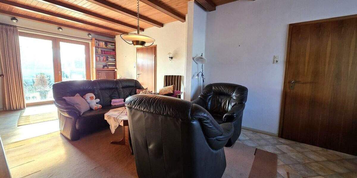 Mehrfamilienhaus, Wohnhaus Bünde Holsen - 6 Zimmer, 190 m&sup2;, 268.000&euro; | Angebot:25770347