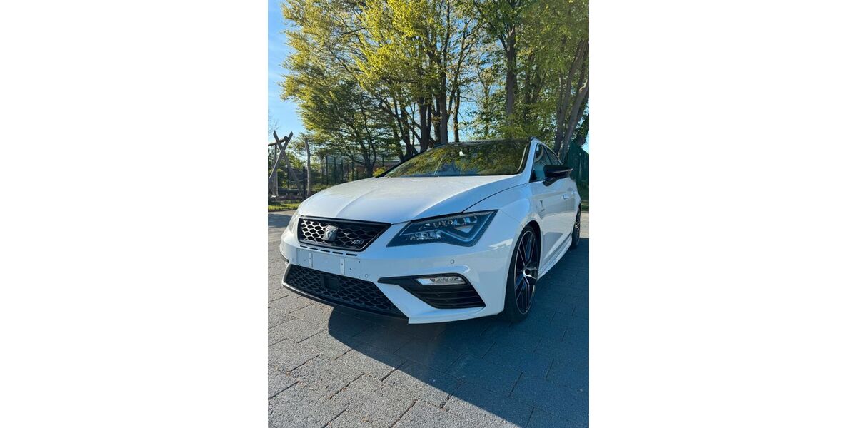 Seat Leon 147.196 km 17.500 &euro; Rödinghausen 32289