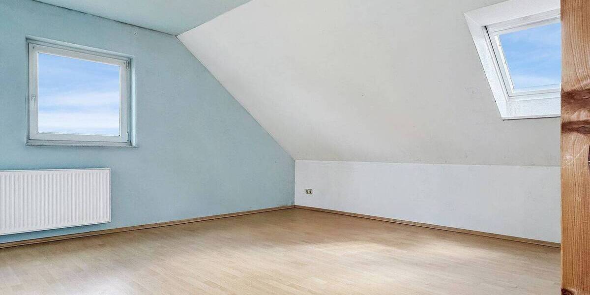 Einfamilienhaus Porta Westfalica Kleinenbremen - 8 Zimmer, 185 m&sup2;, 230.000&euro; | Angebot:25929197