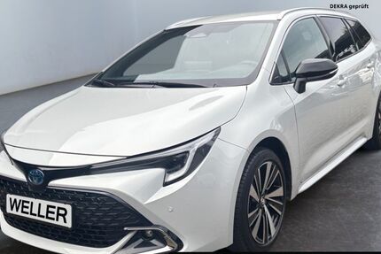 Toyota Corolla 13.739 km 31.945 &euro; Herford 32049