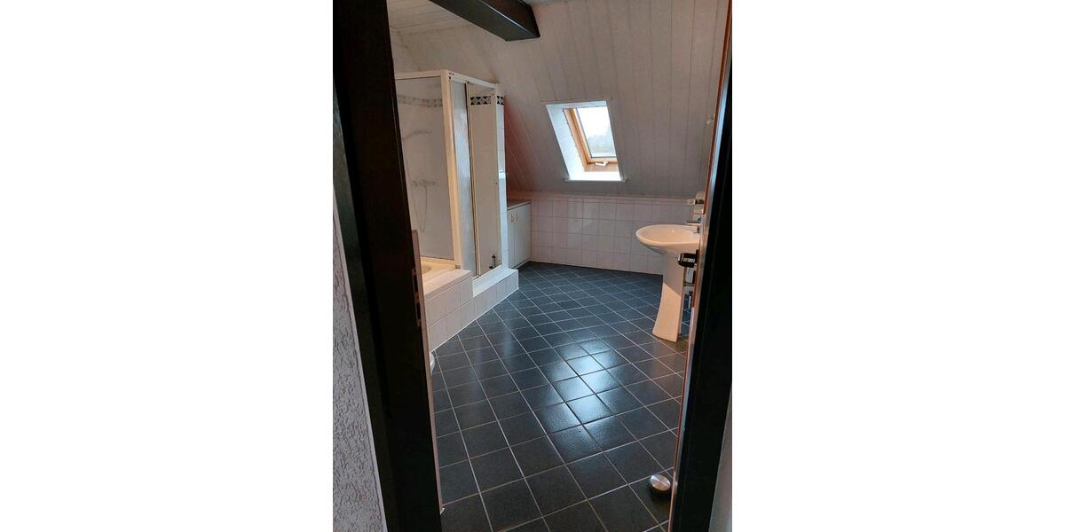 Etagenwohnung Minden Bölhorst - 4 Zimmer, 137 m&sup2;, 195.000&euro; | Angebot:26311663