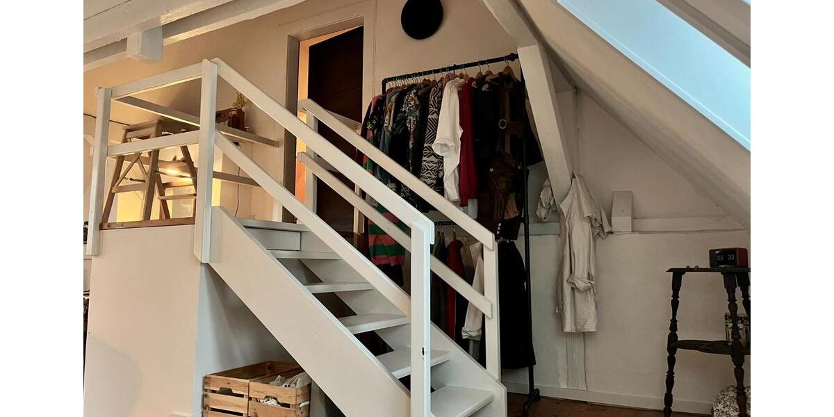 Dachgeschoßwohnung Bad Salzuflen - 4 Zimmer, 80 m&sup2;, 750&euro; | Angebot:26258510