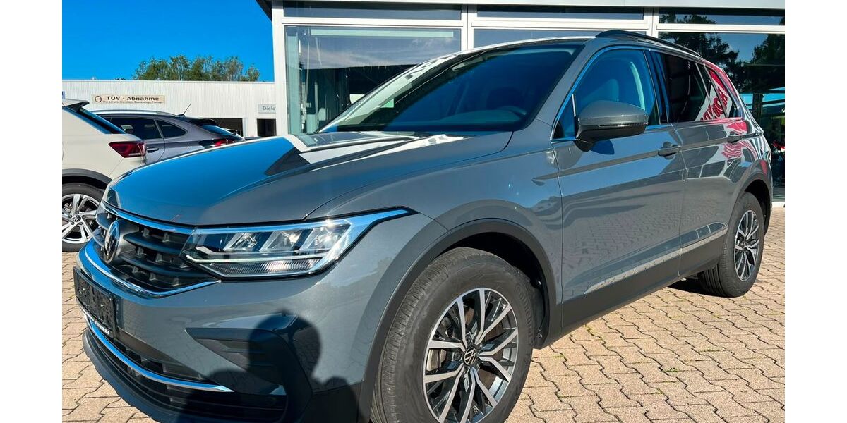 VW Tiguan 47.820 km 27.990 &euro; Bad Oeynhausen 32549