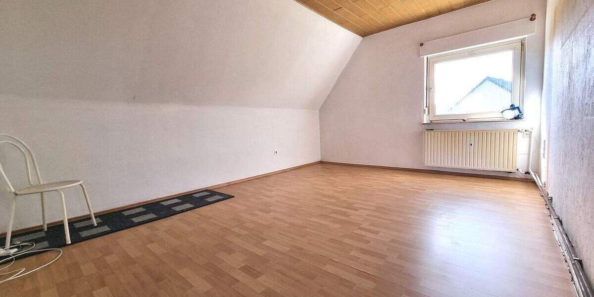Mehrfamilienhaus, Wohnhaus Bünde / Hüffen Hüffen - 5 Zimmer, 110 m&sup2;, 118.000&euro; | Angebot:25732154