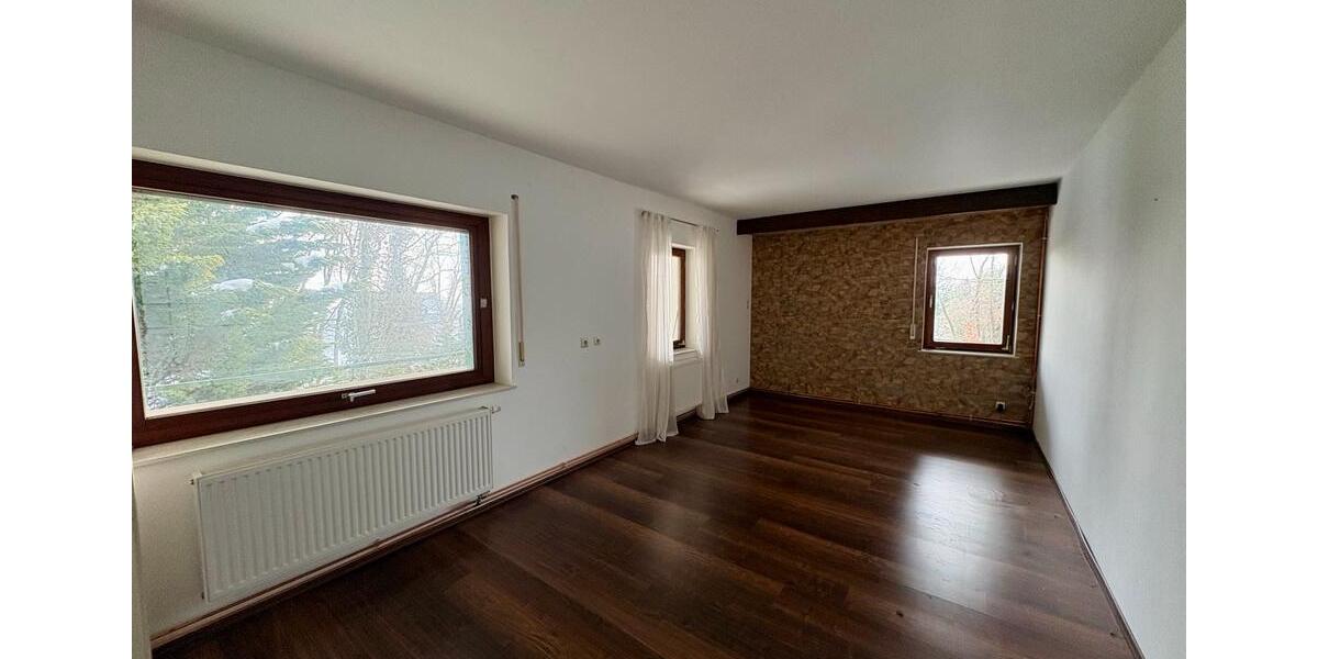 Einfamilienhaus Rinteln - 5 Zimmer, 175 m&sup2;, 349.000&euro; | Angebot:25170256