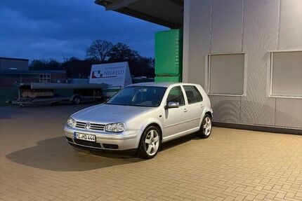 VW Golf 270.000 km 2.500 &euro; Lübbecke 32312
