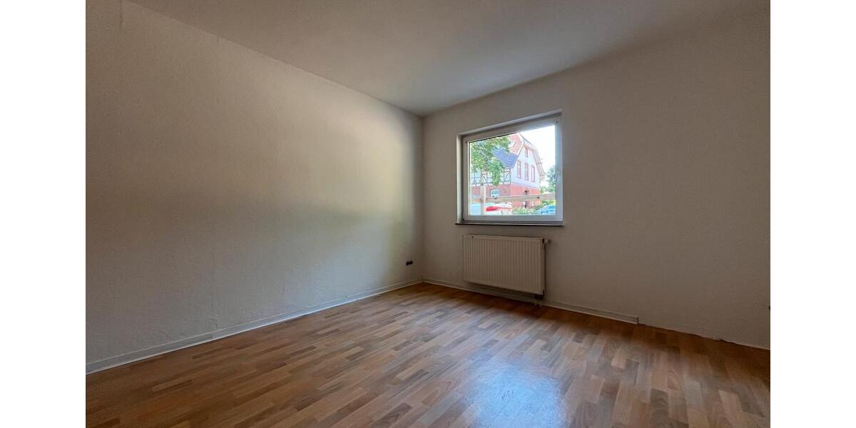 Etagenwohnung Porta Westfalica - 3 Zimmer, 84 m&sup2;, 899&euro; | Angebot:24360990