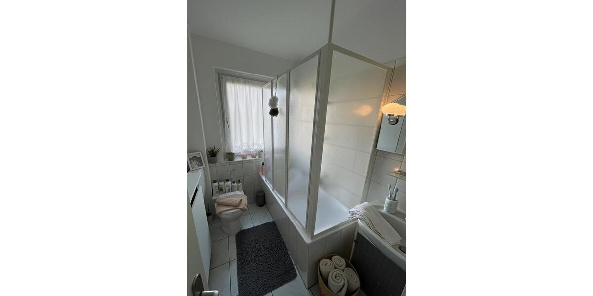 Hochparterre Rinteln - 2 Zimmer, 65 m&sup2;, 132.000&euro; | Angebot:24222105