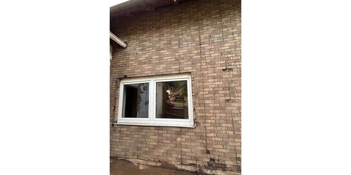 Einfamilienhaus Rinteln - 5 Zimmer, 187 m&sup2;, 65.000&euro; | Angebot:25854793