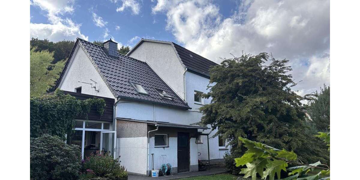 Einfamilienhaus Vlotho - 7 Zimmer, 165 m&sup2;, 158.000&euro; | Angebot:25196159