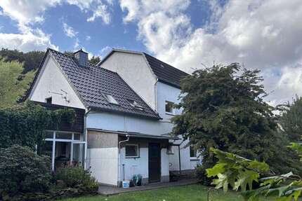 Haus Vlotho - 7 Zimmer, 165 m&sup2;, 158.000&euro; | Angebot:25196159