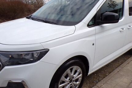 Ford Tourneo Connect 9.739 km 29.950 &euro; Bad Oeynhausen 32547