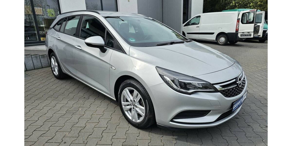 Opel Astra Sports Tourer NAVI AUS 2.HAND PDC 210.120 km 5.990 &euro; Löhne 32584