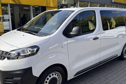 Opel Vivaro 40.700 km 23.760 &euro; Espelkamp 32339