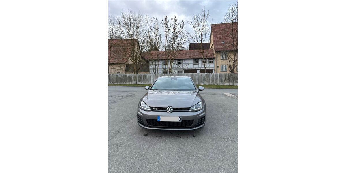 VW Golf 146.520 km 15.300 &euro; Bückeburg 31675