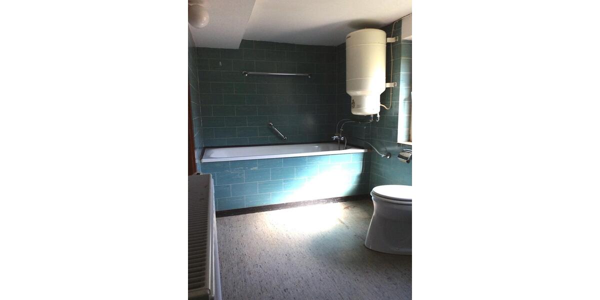 Einfamilienhaus Extertal - 10 Zimmer, 242 m&sup2;, 219.000&euro; | Angebot:26296392