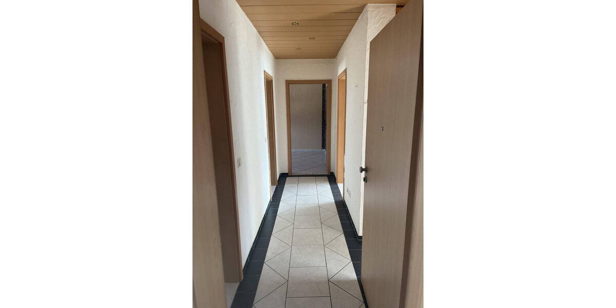 Etagenwohnung Bünde Südlengern - 3 Zimmer, 75 m&sup2;, 790&euro; | Angebot:26257609