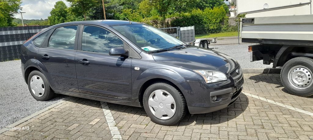 Ford Focus 163.805 km 3.450 &euro; Hiddenhausen 32120