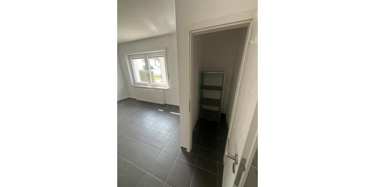 Erdgeschoßwohnung Bad Oeynhausen Rehme - 3 Zimmer, 80 m&sup2;, 600&euro; | Angebot:26252165