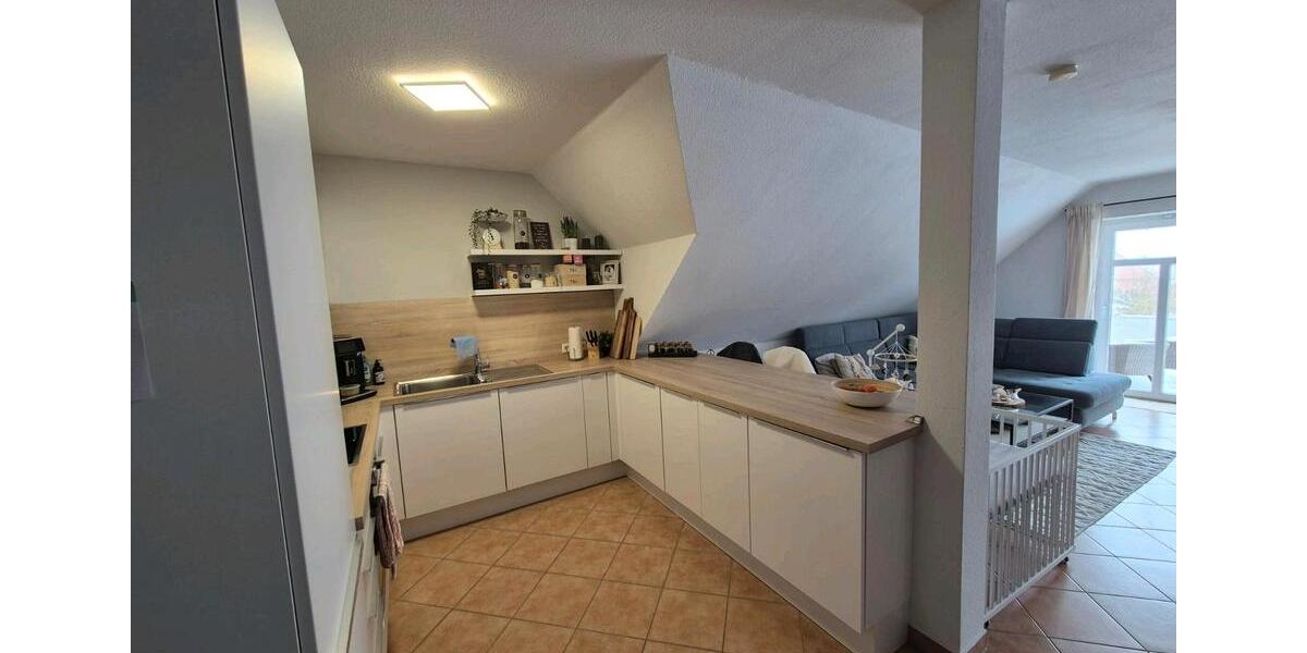 Dachgeschoßwohnung Minden Kuhlenkamp - 3.5 Zimmer, 90 m&sup2;, 890&euro; | Angebot:25052521