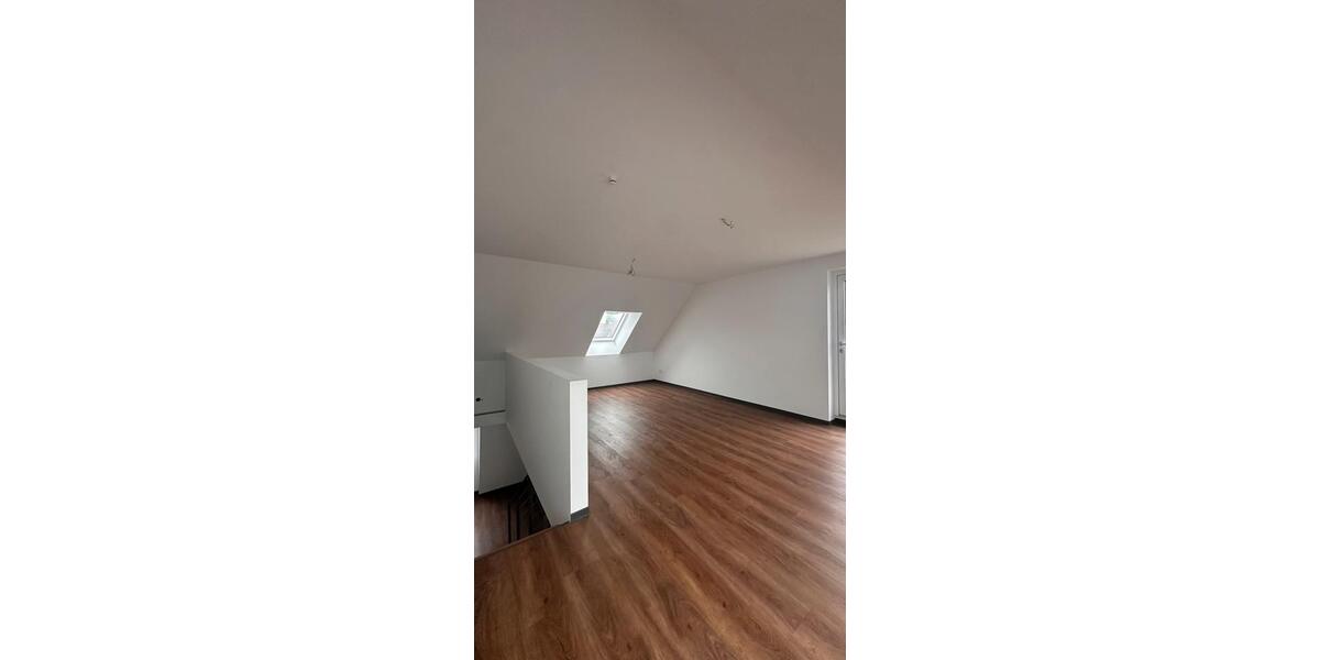 Maisonettenwohnung Lemgo - 3 Zimmer, 117 m&sup2;, 1.210&euro; | Angebot:24780185
