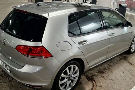 VW Golf 150.000 km 10.500 &euro; Bad Oeynhausen 32545