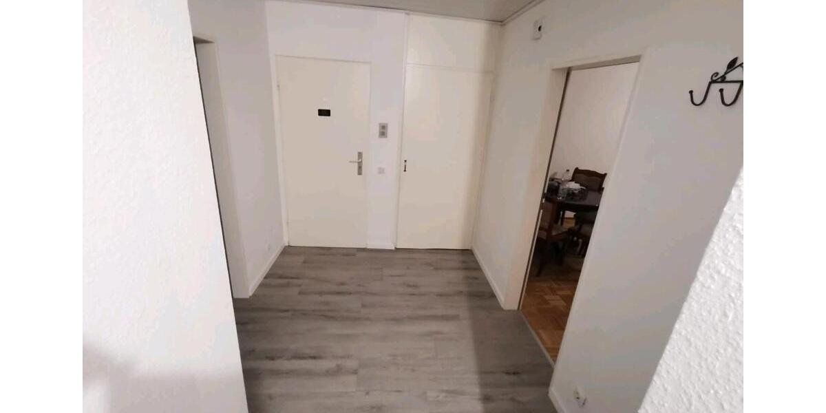 Etagenwohnung Minden Kuhlenkamp - 3 Zimmer, 82 m&sup2;, 660&euro; | Angebot:26656149