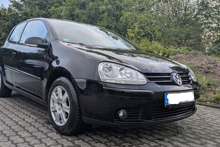 VW Golf 218.000 km 2.400 &euro; Extertal 32699