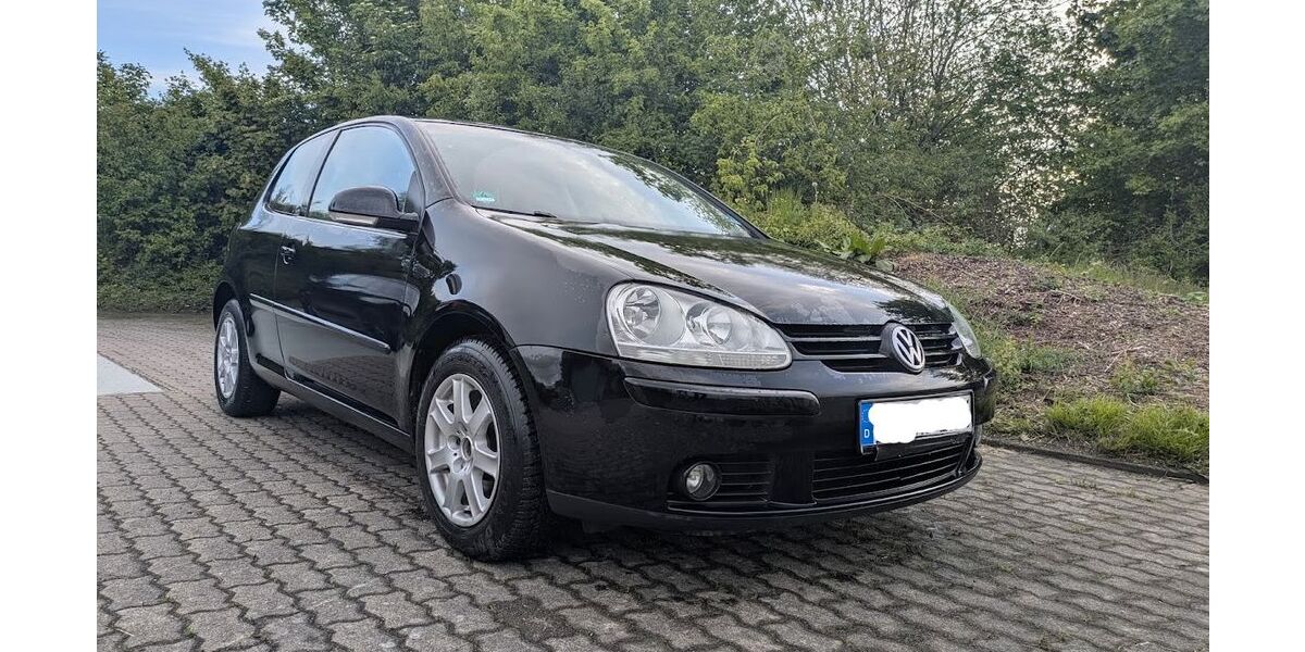 VW Golf 218.000 km 2.400 &euro; Extertal 32699