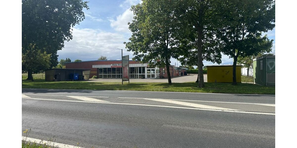 Interessante Gewerbehalle mit Heimwerkermarkt - Gewerbeobjekt Stolzenau | Angebot:27323596