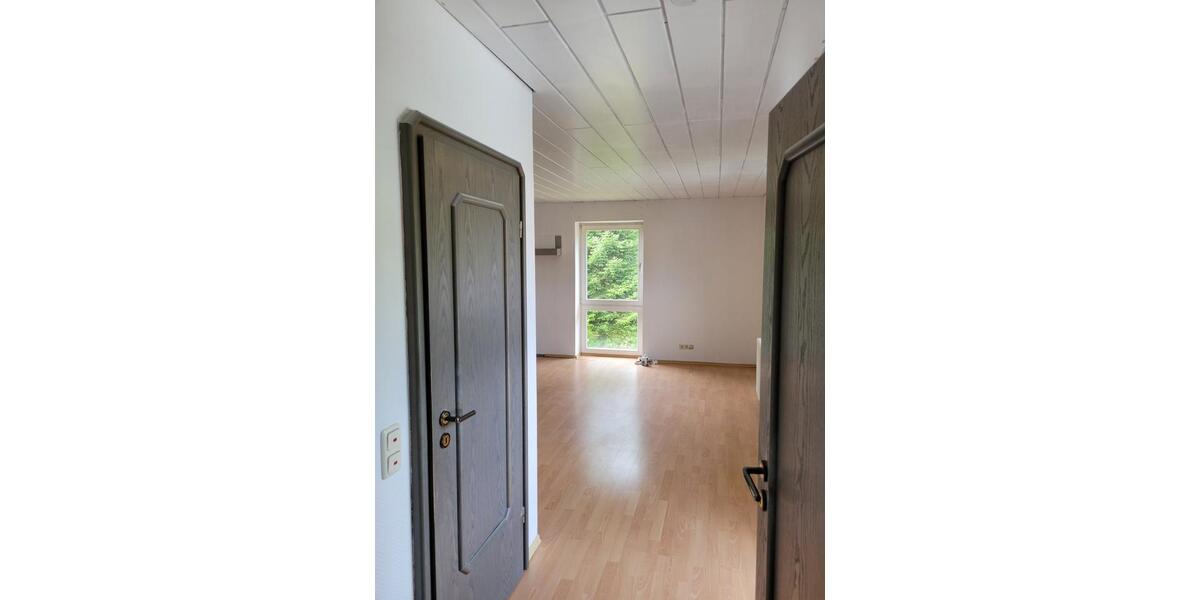 Maisonettenwohnung Herford Falkendiek - 4 Zimmer, 168 m&sup2;, 1.200&euro; | Angebot:24671259