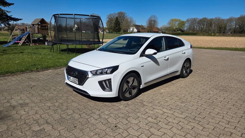 Hyundai IONIQ 93.800 km 15.500 &euro; Bünde 32257