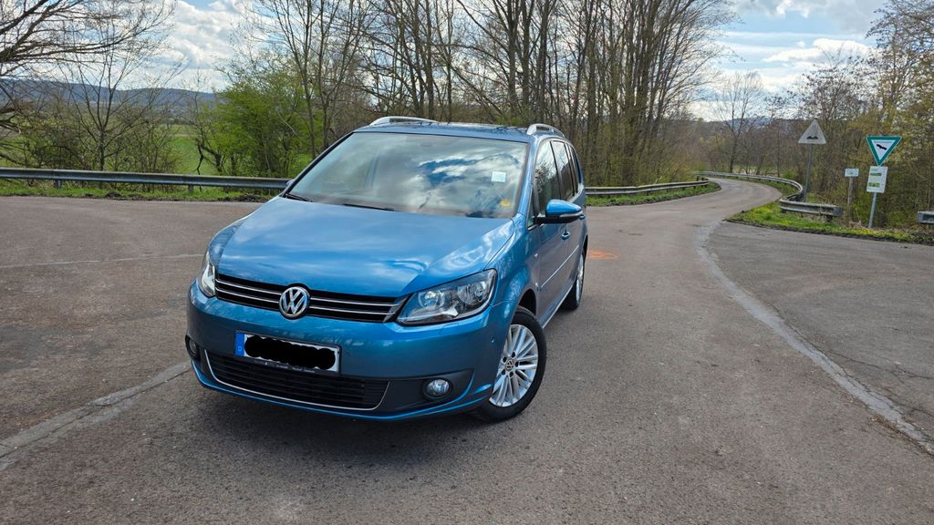 VW Touran 168.985 km 9.500 &euro; Hille 32479