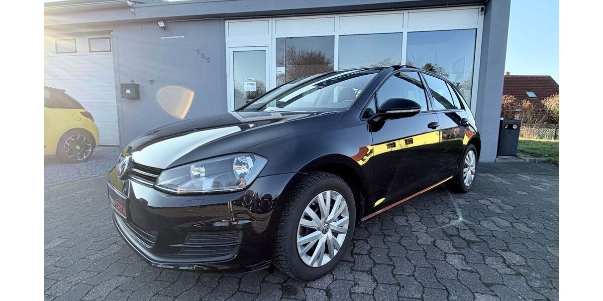VW Golf 97.500 km 10.990 &euro; Porta Westfalica 32457
