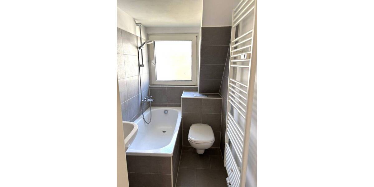 Etagenwohnung Bünde - 2 Zimmer, 46 m&sup2;, 400&euro; | Angebot:26834917