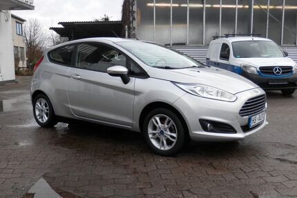 Ford Fiesta 110.404 km 5.990 &euro; Bünde 32257