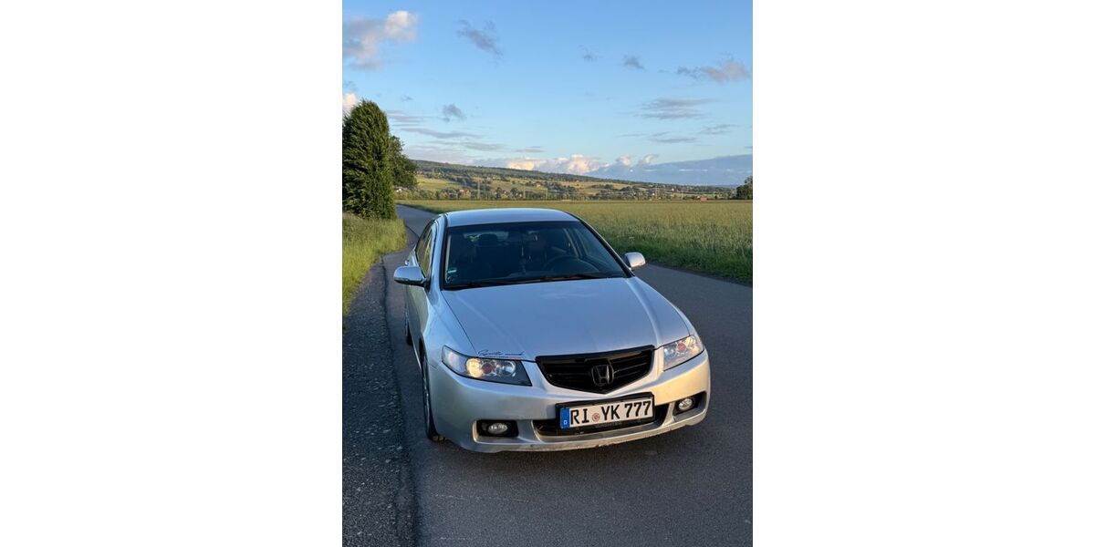 Honda Accord 245.500 km 3.499 &euro; Rinteln 31737