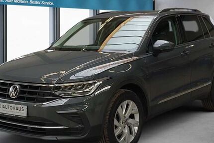 VW Tiguan 52.822 km 27.940 &euro; Bad Salzuflen 32105